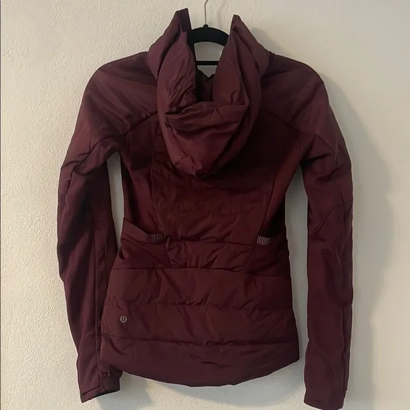 Lululemon Athletica Burgundy Down for It All 700-Down-Fill Jacket Sz 4 - Picture 7 of 8